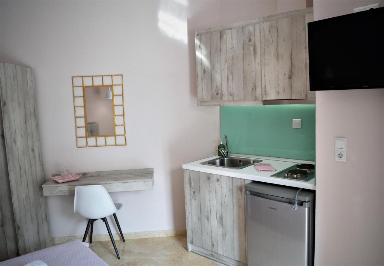 Ioni Rooms Potos Exterior photo